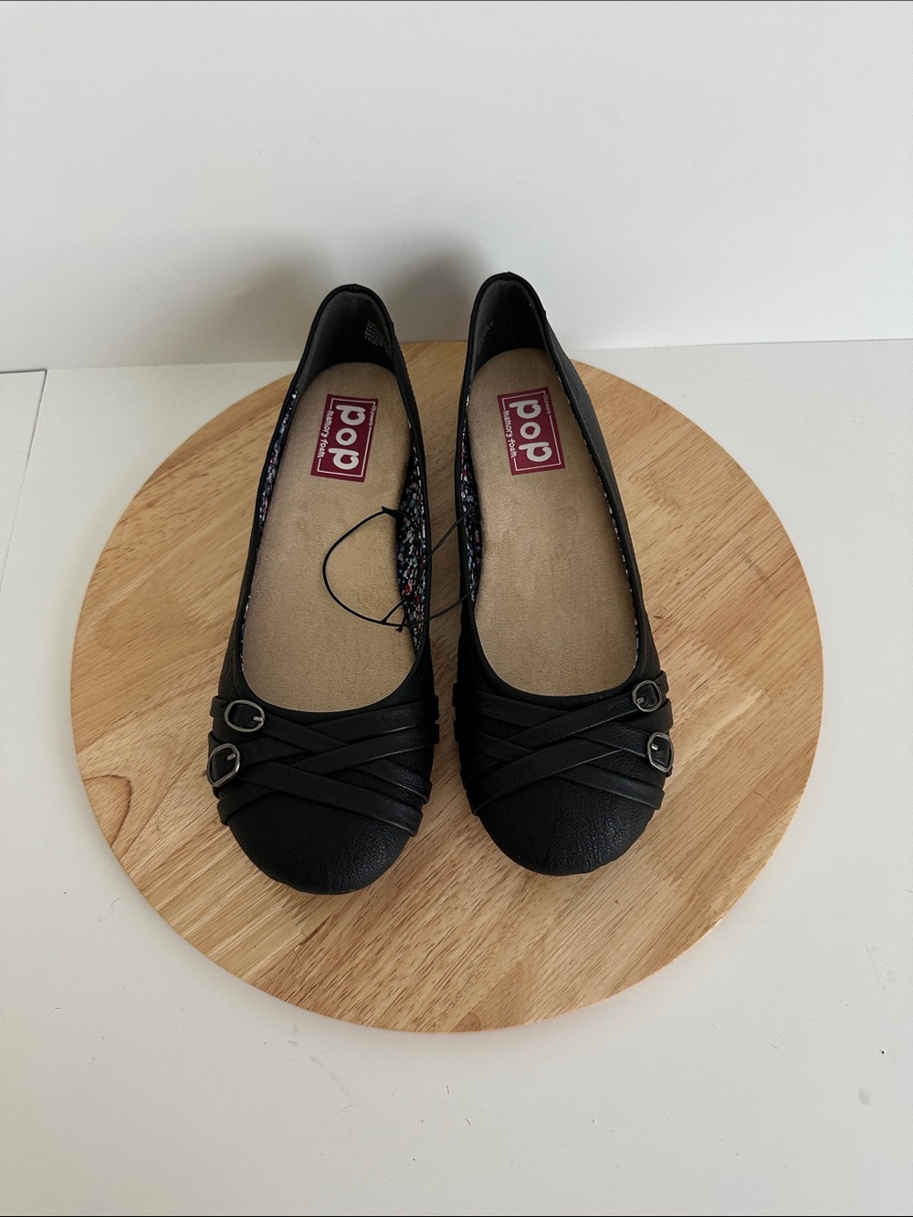 Pop Nelly Womens Closed Toe Ballet Flats